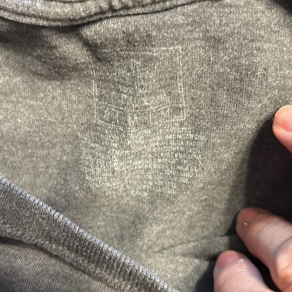 Plain grey long sleeve tshirt size medium - Picture 3 of 3